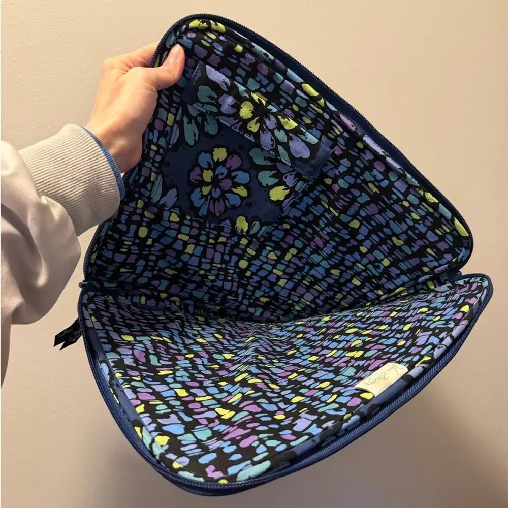 Vera Bradley Indigo Pop quilted Padded Laptop Case